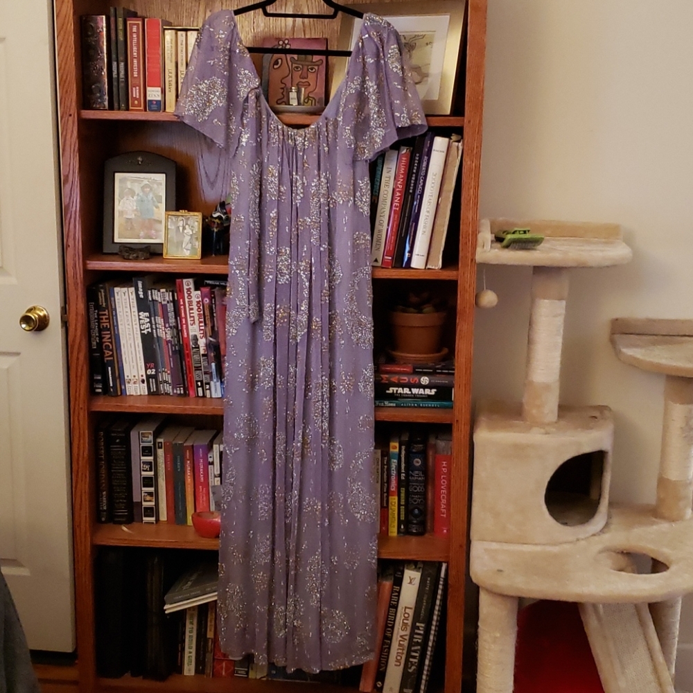 VTG 1970s gown